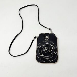 MELLO WORLD Women’s Black Vegan Leather Flower Crossbody Phone Wallet 6” X 4”